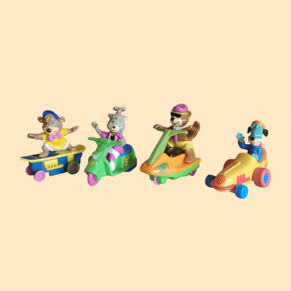 Vintage 90s yogi bear and friends pull back vehicles lot